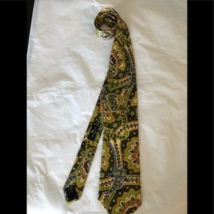 ETRO Italy 100% silk tie